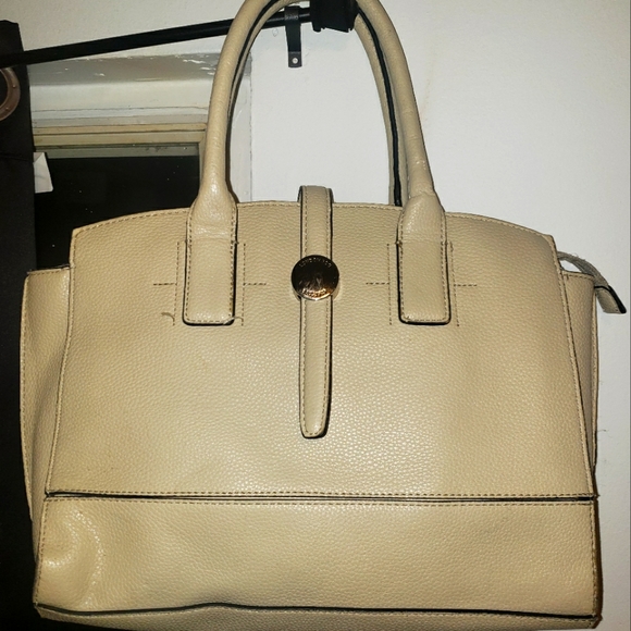 London Fog Purse - Picture 1 of 3